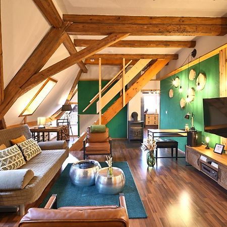 Green Loft Schwarzwald - Dach-Balkon--Musik-Ecke Fluorn-Winzeln Bagian luar foto