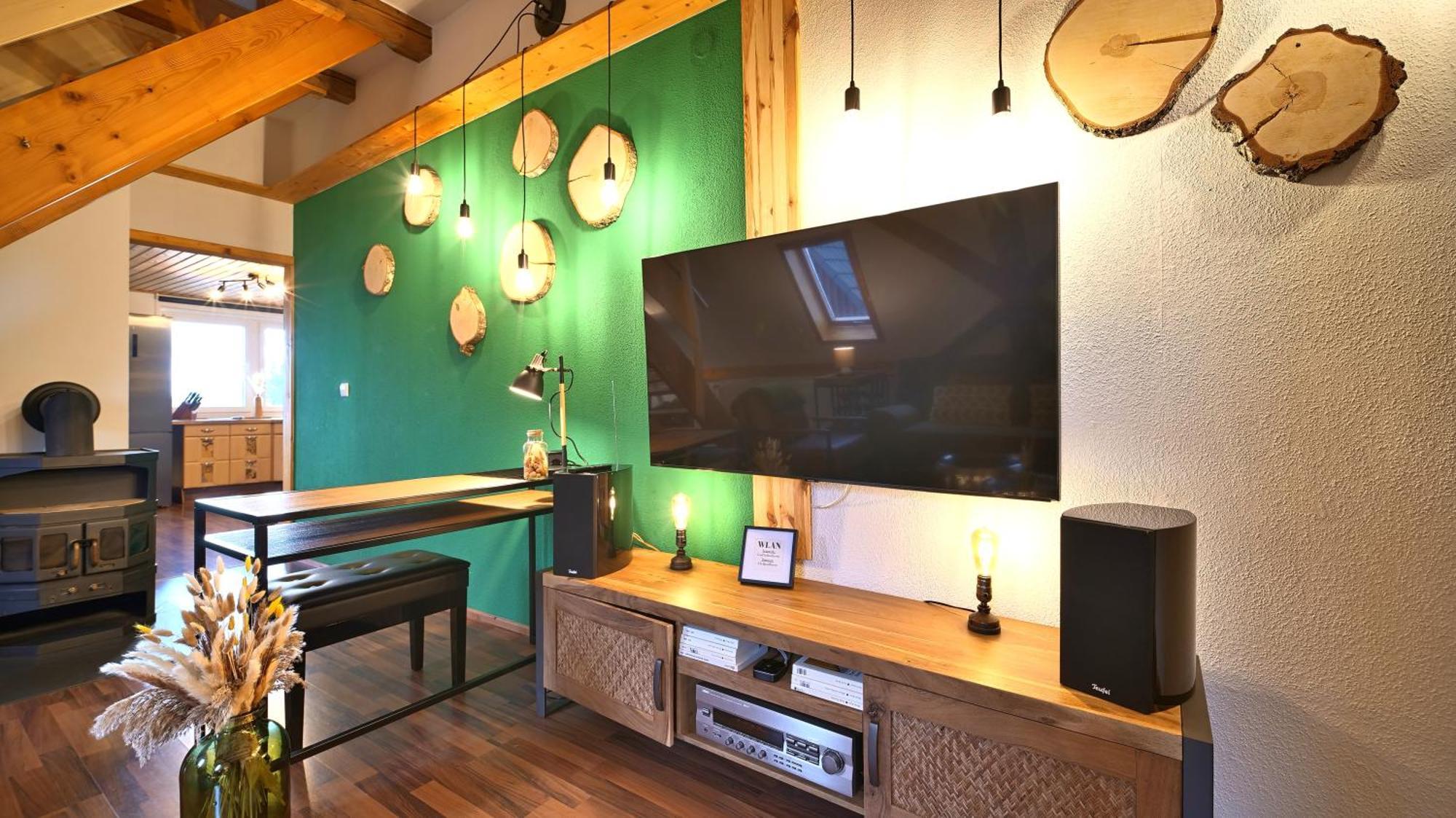 Green Loft Schwarzwald - Dach-Balkon--Musik-Ecke Fluorn-Winzeln Bagian luar foto