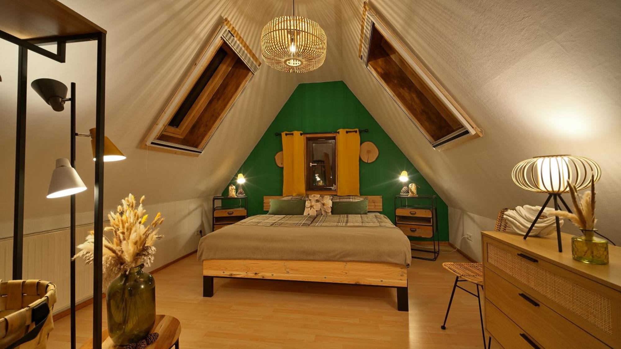Green Loft Schwarzwald - Dach-Balkon--Musik-Ecke Fluorn-Winzeln Bagian luar foto